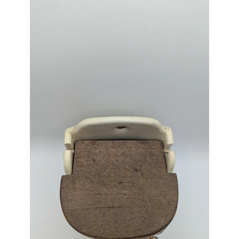 Vintage Japan Salt Cellar Box with Lid Beehive Flowers Ceramic Wall Hanging‎
